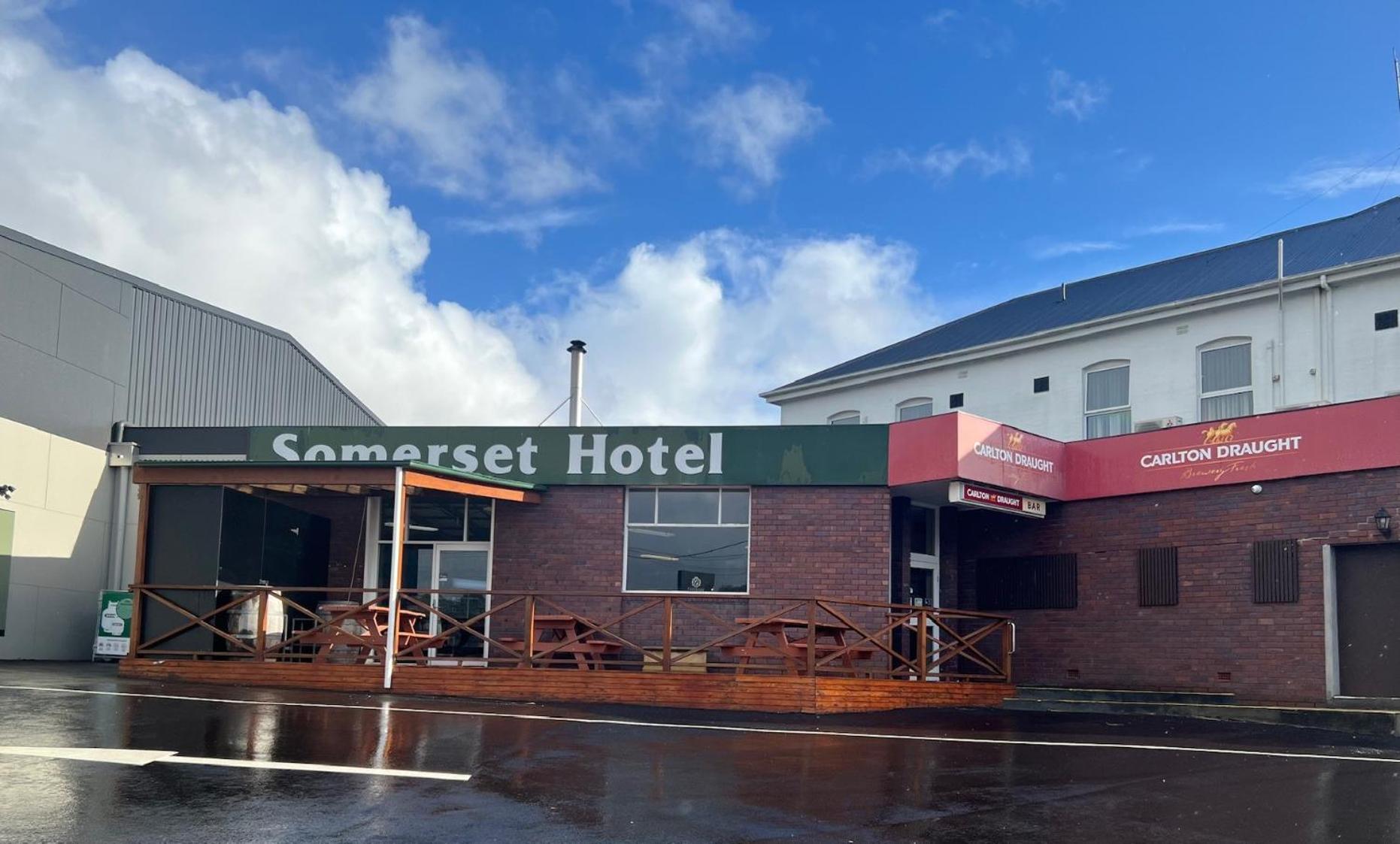 Somerset Hotel מראה חיצוני תמונה